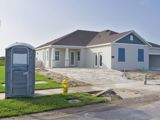 Porta potty delivery and setup in Longview, WA